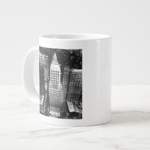 Taza De Café Grande 1960: Una vista aérea de un rascacielos de