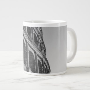 Taza De Café Grande Coliseo en Roma. Anfiteatro romano monumental