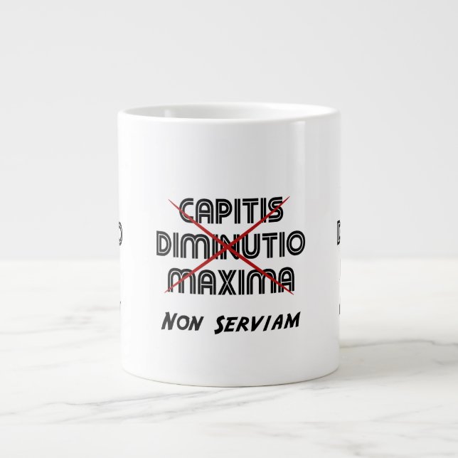 Taza De Café Grande del capitis del diminutio de los máximos serviam (Frente)