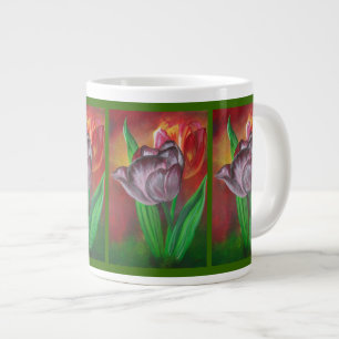 Taza De Café Grande Dos tulipanes contra fondo rojo