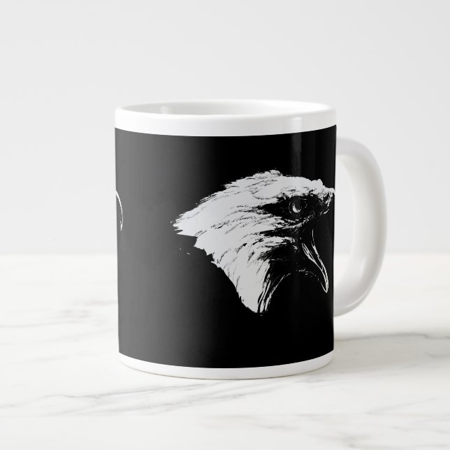 Taza De Café Grande El águila calva gritando en negro escoge tu fondo (Derecha)