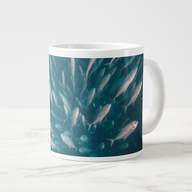 Taza De Café Grande En los enchufes (Derecha)