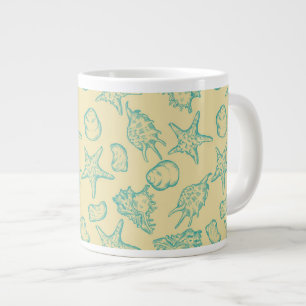 Taza De Café Grande Fondo con las cáscaras. Mano dibujada