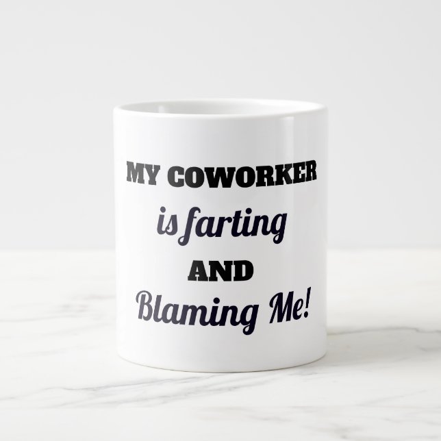 Taza De Café Grande Funny Coworker Farting Coffee Mug (Frente)