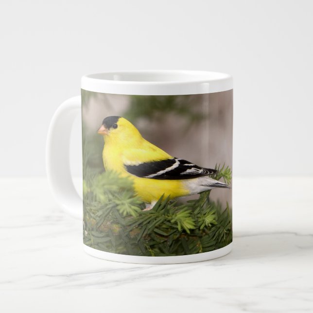 Taza De Café Grande Hombre americano de Goldfinch en un árbol (Izquierda)