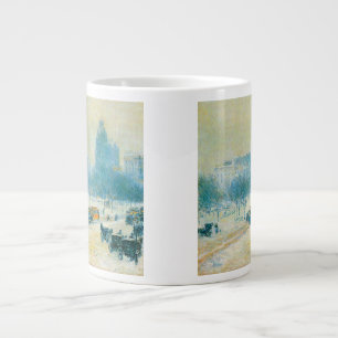 Taza De Café Grande Invierno en Union Square de Frederick Childe Hassa