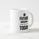 Taza De Café Grande La cita blanca inspiradora del futuro<br><div class="desc">"El futuro depende de lo que hagas hoy". Un Inspirador poster de citas motivacionales, en un diseño tipográfico elegante, perfecto para su oficina, gimnasio o casa, en una paleta clásica en blanco y negro para encajar con cualquier decoración. También hace el regalo ideal para un estudiante o adolescente que necesita...</div>