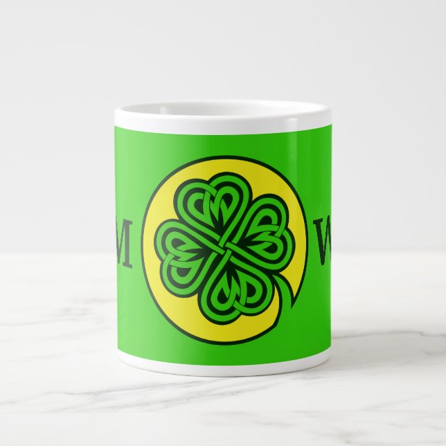 Taza De Café Grande Muertes tribales personalizados Shamrock (Frente)