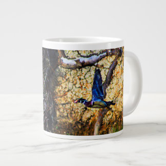 Taza De Café Grande Pato de madera en vuelo