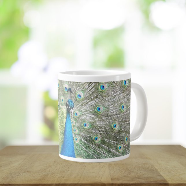 Taza De Café Grande Pluma de plumas de pavo real azul (In Situ)