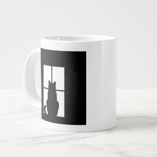 Taza De Café Grande Tecleo del gato negro de la ventana para modificar