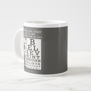 Taza De Café Grande Ver es una gráfica de ojos creyentes