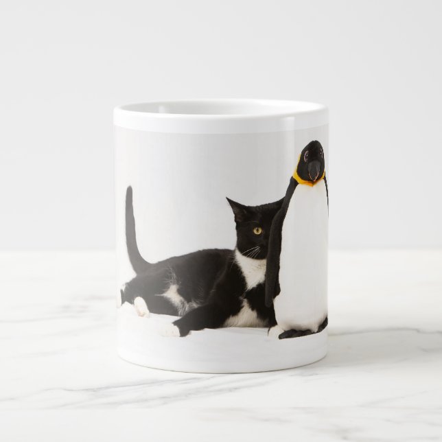 Taza De Café Grande Zunie y el pingüino (Frente)