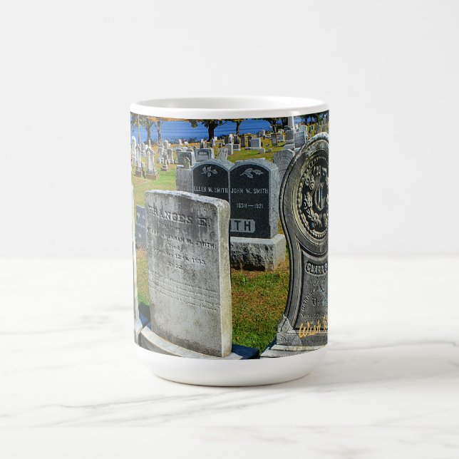 Taza De Café Graveyard Mug (Centro)