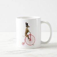 Greyhound sobre la bicicleta de Farthing de Red Pe