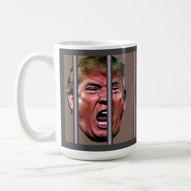 Taza De Café Gritando Cabeza De Trump Delante De Las Prisiones (Izquierda)