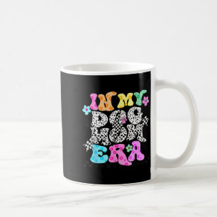 Taza De Café Groovy en la era de mamá perruna linda mamá peluda