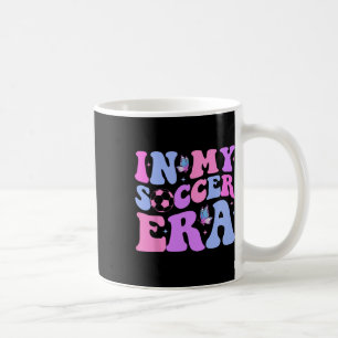 Taza De Café Groovy En Mi Era Del Fútbol Jugador De Fútbol Chic