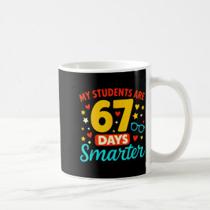 Taza De Café Groovy Mis Estudiantes Son 67 Días Más Inteligente