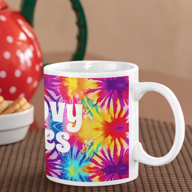 Taza De Café Groovy Vibes Tie Dye Personalizable (Subido por el creador)
