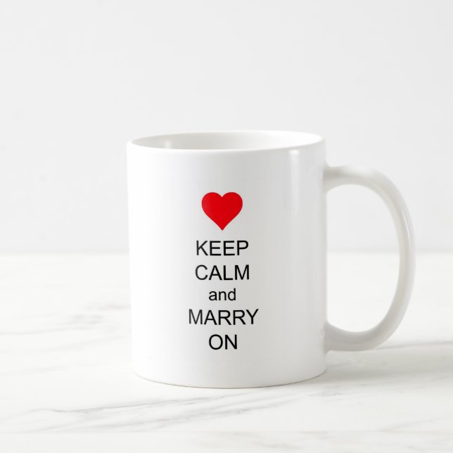 Taza De Café Guarde la calma y cásese en corazón rojo (Derecha)