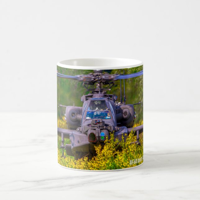 TAZA DE CAFÉ GUARDIAN DE APACHE AH-64E (Centro)