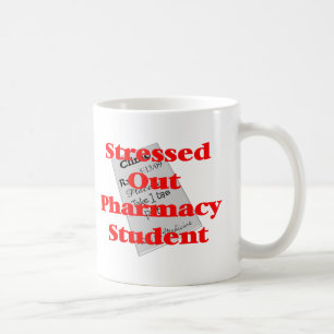 Taza De Café hacia fuera subrayado estudiante de la farmacia