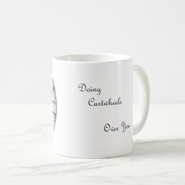 Taza De Café Haciendo Carteles Sobre Ti. (Anverso derecho)