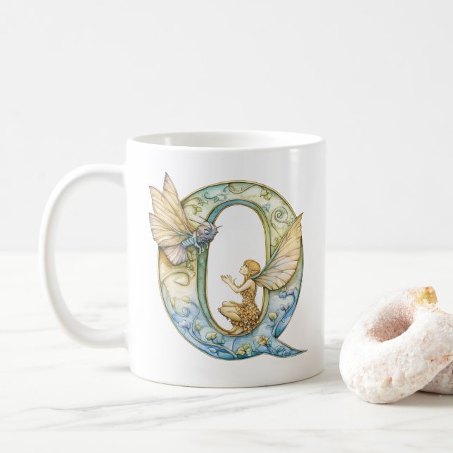 Taza De Café Hada del Arcoíris Inicial 'Q' (Con donut)