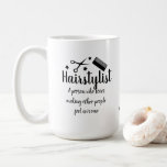 Taza De Café Hairstylist Cita Funny Hairdresser Stars Guay<br><div class="desc">Diseño hairstylista con una cita de peluquería genial y divertida,  a tus clientes les encantará. Peluquería,  diseño peluquero,  dice: "Un peluquero es una persona a la que le encanta hacer que otras personas se sientan increíbles". Decoración de corte estilista para tu peluquería,  regalo para peluquería,  regalo para peluquería.</div>