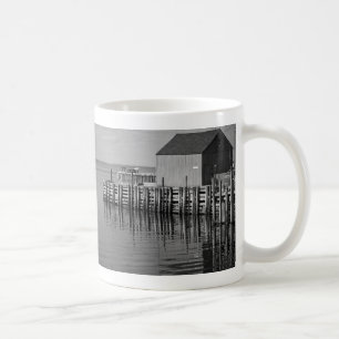 Taza De Café Hall's Harbour Wharf (B&W) Mug