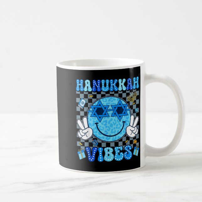 Taza De Café Hanukkah Vibes Chanukah Pajama Happy Hanukkah Men  (Derecha)