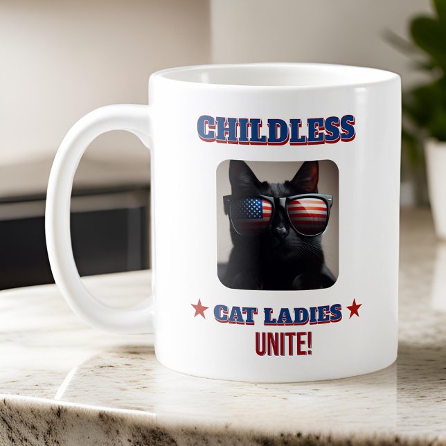 Taza De Café Harris Walz Cat Photo Childless Cat Ladies Une (Harris Walz Cat Photo Childless Cat Ladies Unite Coffee Mug)