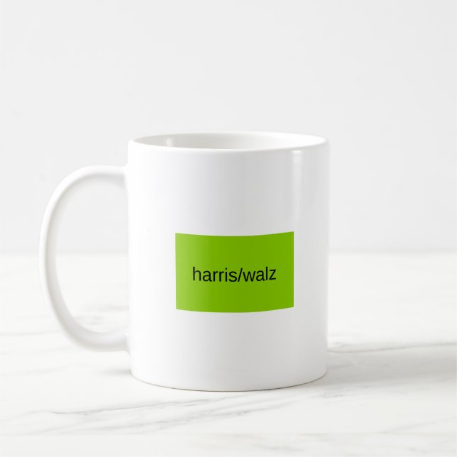 Taza De Café harris y walz verano de 2024 verde residencial (Izquierda)