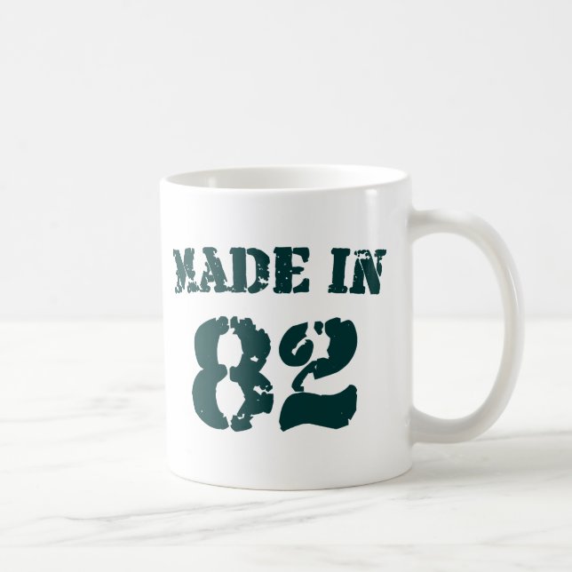 Taza De Café Hecho En 1982 (Derecha)