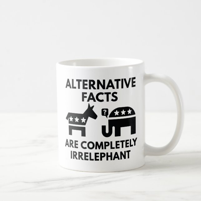 Taza De Café Hechos Alternativos (Derecha)