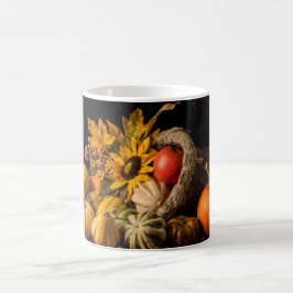 Taza De Café Hermosa Cornucopia Llena De Gourds De Otoño