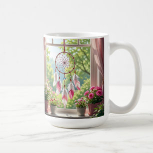 Taza De Café Hermoso atrapasueños rosa y plantas en el alféizar