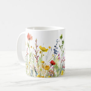 Taza De Café Hermoso Envuelto de flores de primavera pradera
