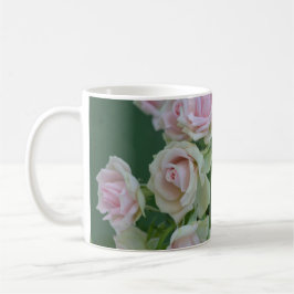 Taza De Café Hermosos rosas de jardín rosa claro