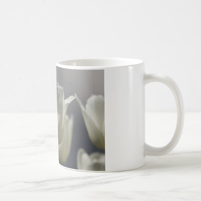 Taza De Café Hermosos Tulipanes de Primavera Blanca (Derecha)