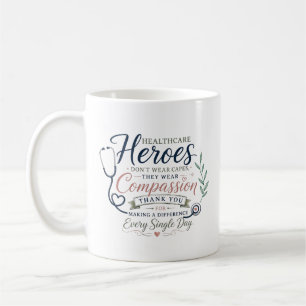 Taza De Café Héroes de la Salud Llevan Compasión
