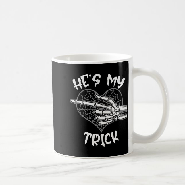 Taza De Café He's My Trick Funny Halloween Matching Couple Girl (Derecha)