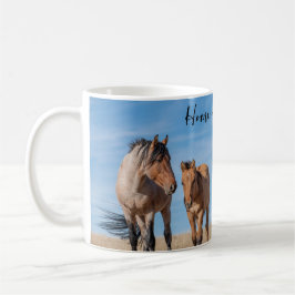 Taza De Café Hogar en el área salvaje de Mustang