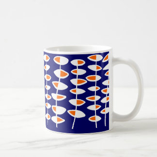 Taza De Café Hoja alterna - Blanco y Naranja sobre azul oscuro