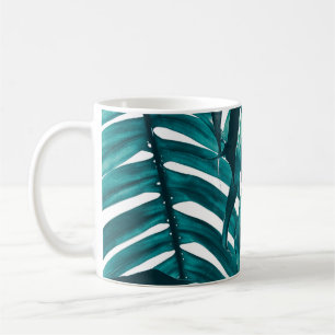Taza De Café hoja tropical, franja de follaje exótico en lluvia