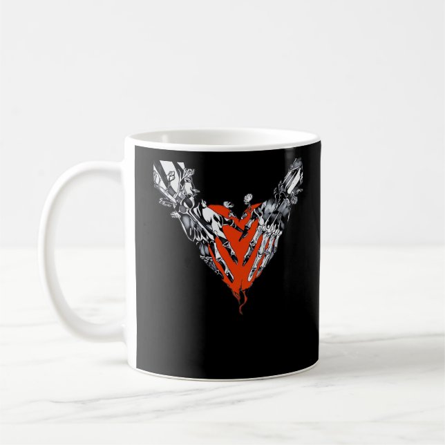 Taza De Café Holding Heart Classic (Izquierda)