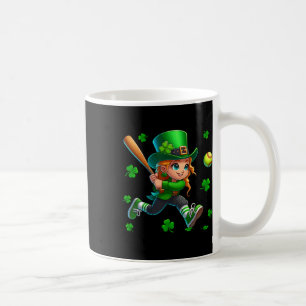 Taza De Café Hombre del día de San Patricio jugando tréboles su