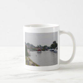Taza De Café Horning en el río Bure