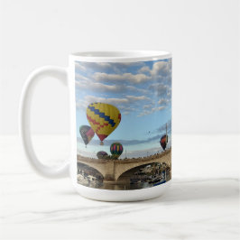 Taza De Café Hot Air Balloons over the London Bridge 2026